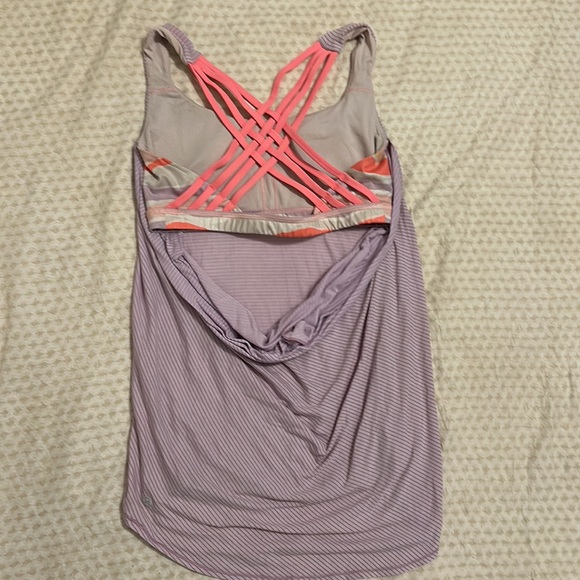Lululemon tank w built in bra - Picture 2 of 2